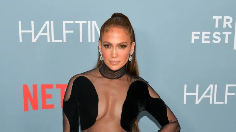 O ovim izazovnim izdanjima Jennifer Lopez ne možemo prestati razmi&scaron;ljati