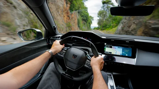 Malo drugačiji test: Peugeot u Istri i na Kvarneru predstavio novi 408 i osvježene modele
