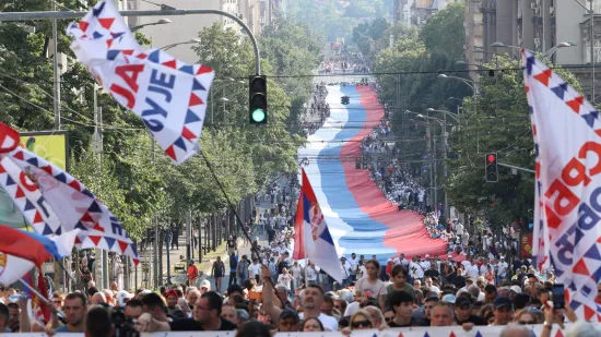 Veliki miting u Beogradu, Vučić prista&scaron;ama: 'Jo&scaron; nekoliko tjedana i onda ću podnijeti ostavku'