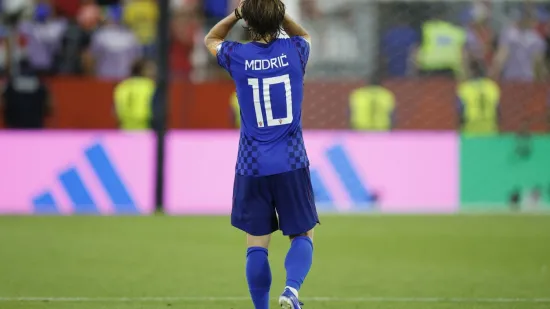 Utučeni Modrić i Vatreni: Luki nakon bolnog poraza pri&scaron;ao Ronaldo! Ovo niste vidjeli na TV-u