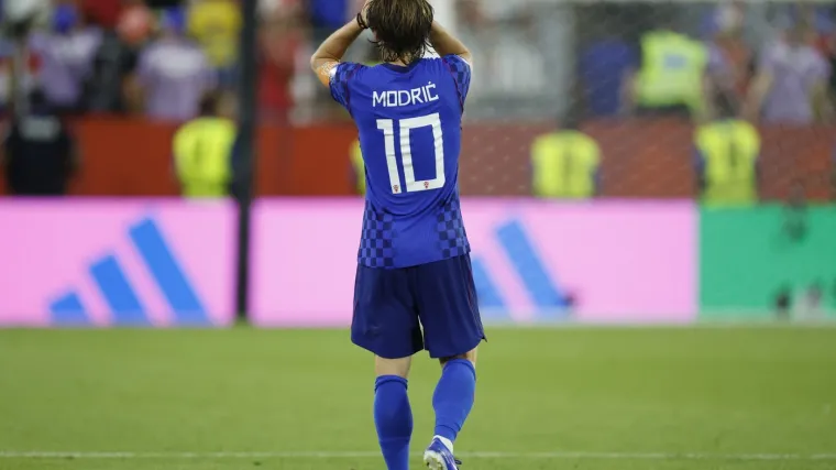 Utučeni Modrić i Vatreni: Luki nakon bolnog poraza pri&scaron;ao i Ronaldo! Ovo niste vidjeli na TV-u