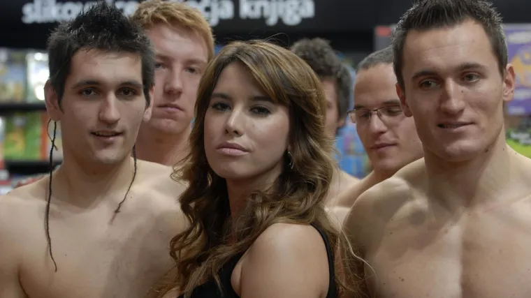 Sjećate li se 'vruće' promocije prve knjige Nives Celzijus? Tada je bila na vrhuncu karijere