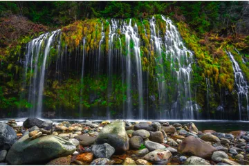 Planinari riskiraju živote kako bi vidjeli najljepši vodopad u Kaliforniji