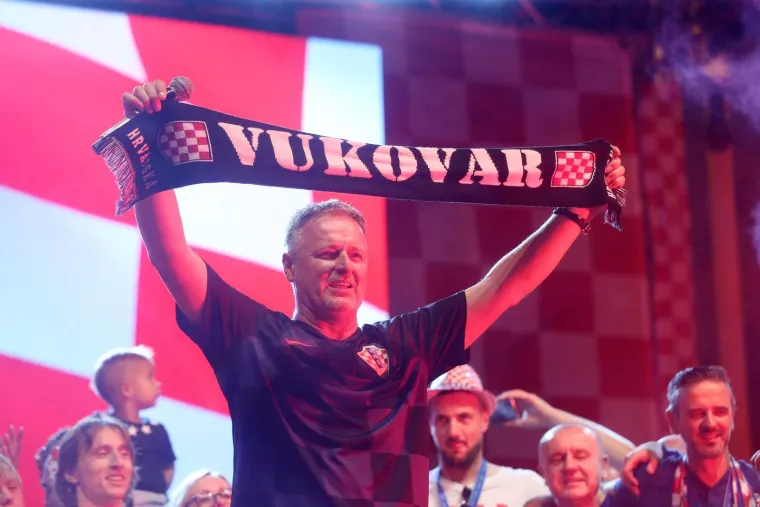 Svijet je pričao o najboljem dočeku ikad, a Thompson je bio &scaron;lag na tortu