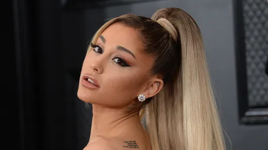 Depresija ju je uni&scaron;tila: Ariana Grande bila je magnet za mu&scaron;karce, a danas izgleda neprepoznatljivo