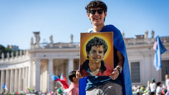 Milenijska generacija dobila prvog sveca: Pogledajte kako je izgledala kanonizacija Carla Acutisa