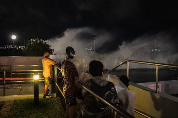 Pogodila ih je žestoka oluja: Voda srušila most, izlilo se jezero, dvije osobe izgubile život