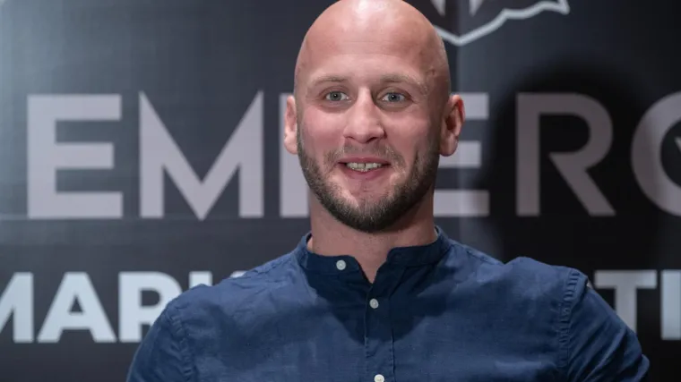 Hrvatski nokauter održao pressicu na kojoj su svi gledali detalj na desnoj &scaron;aci