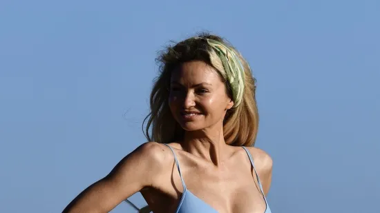 Svi pričaju ruskoj o 'bombi' na američkoj plaži: Mamila je uzdahe u kupaćem kostimu