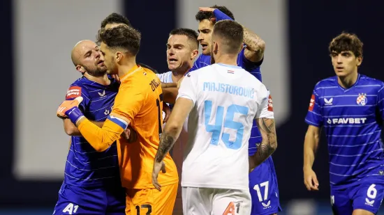 Pogledajte kaos! Kapetan Dinama dijelio &scaron;amare, a nije dobio crveni: Pala su dva igrača Rijeke