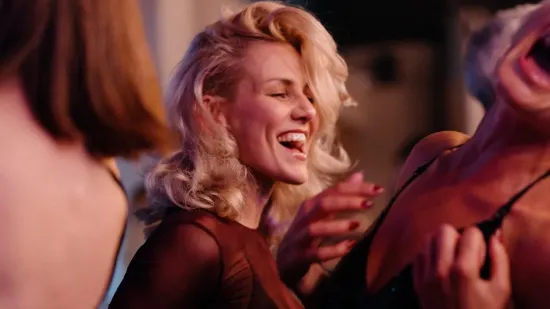 Pogledajte kako se tulumarilo u Zadru: &Scaron;armantnu plavokosu damu te&scaron;ko je bilo ne zamijetiti