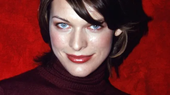 Otac joj je bio srpski liječnik, a izgledom osvojila Hollywood: Ovako se mijenjala Mila Jovovich