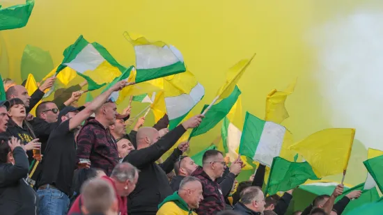 Vi&scaron;ejezični show u Puli: Navijači Istre izvjesili poruke koje su izazvale salve smijeha na stadionu