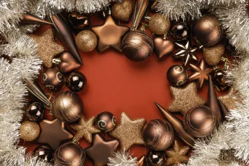 Znate li koja je boja hit ovog Božića? Donosi toplinu i eleganciju u dom za blagdane