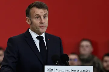 Macron došao pred vojnike krvavog oka, na objašnjenju bi mu i Plenković pozavidio