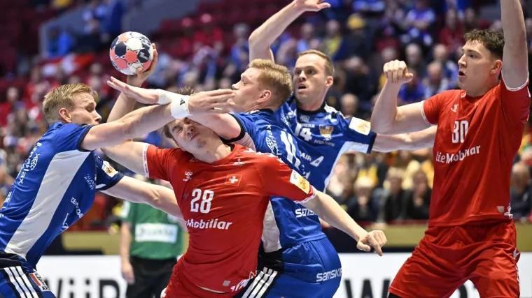 Samo nemoj po glavi, druže plavi: Pazite &scaron;to Islanđani rade, ovo je pravi rat na parketu