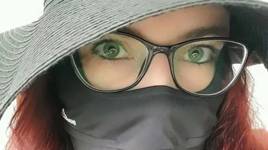 Prisiljena je živjeti život vampirice jer je može ubiti samo jedna minuta na suncu