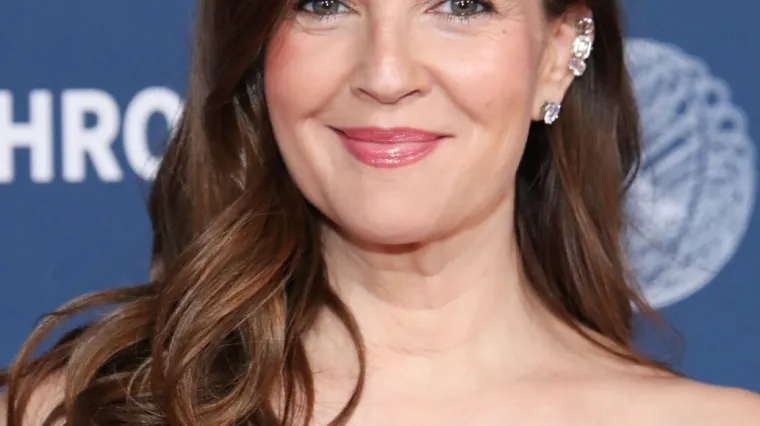 Drew Barrymore slavi 51. rođendan: Jedna je od rijetkih koje su rekle 'ne' estetskim zahvatima