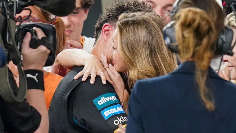 One kradu pažnju u 'paddocku': Evo kako izgledaju zgodne partnerice vozača Formule 1